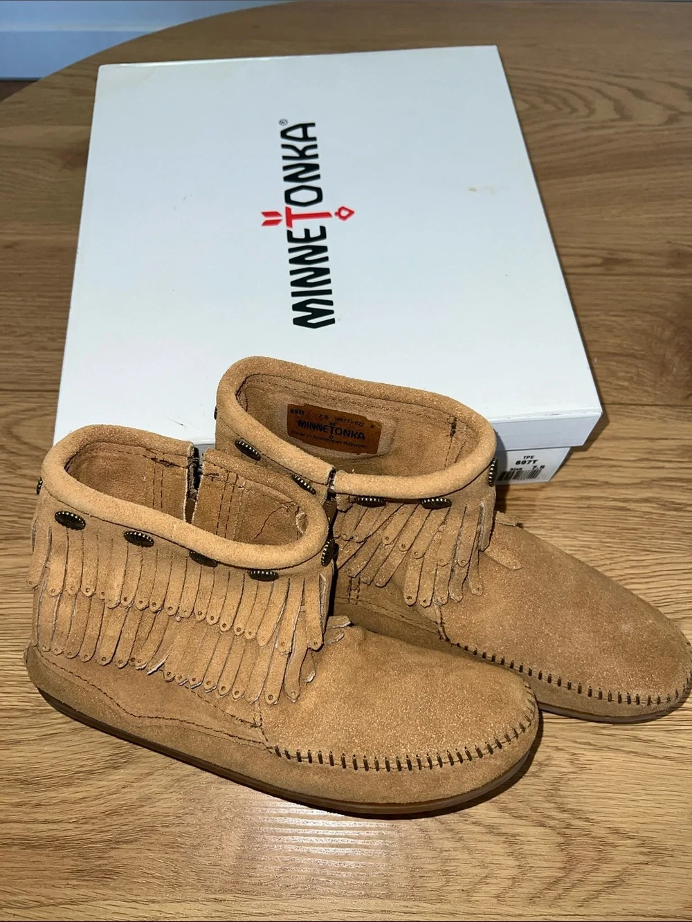 NIB Minnetonka Double Fringe Taupe Suede Boot with studded accents US 7.5